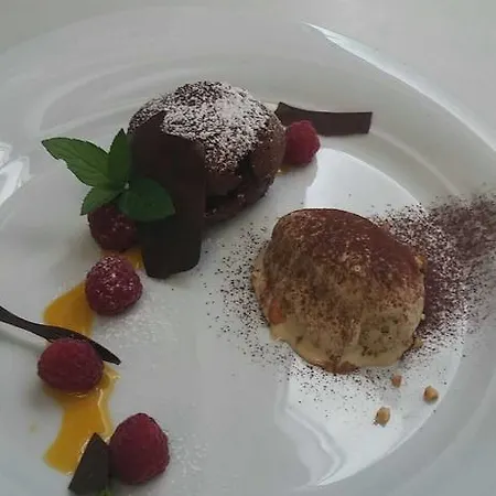 Hotel-restaurant-pizzeria Goldrainerhof Coldrano